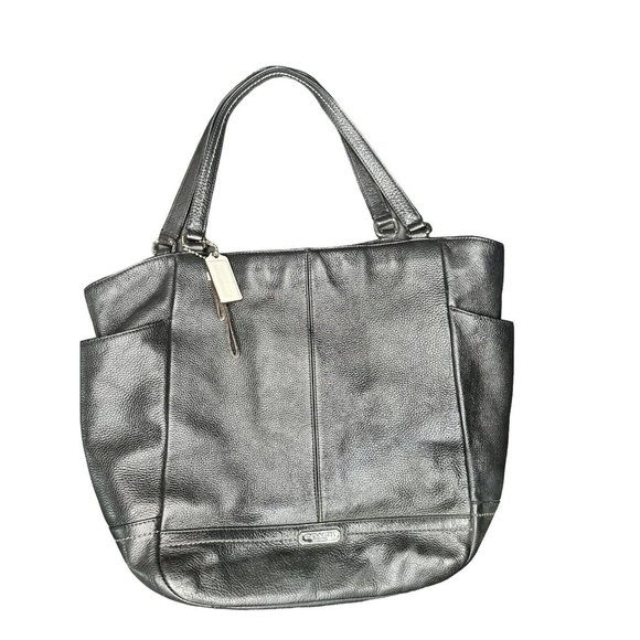 Coach Handbags - COACH Park Black Pebbled Leather North South Tote Bag Zip Large F23662